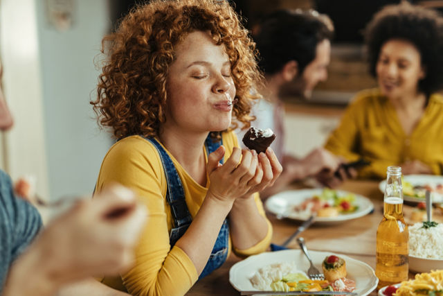 Patriarchat, Narzissmus und Darm: Wie Kindheit, Ernährung und Stress zusammenhängen